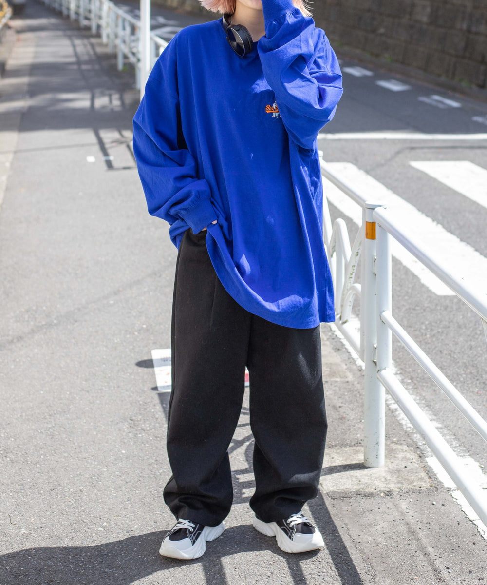 ブラック モデル：155cm L着用
