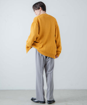 グレー モデル：178cm L着用