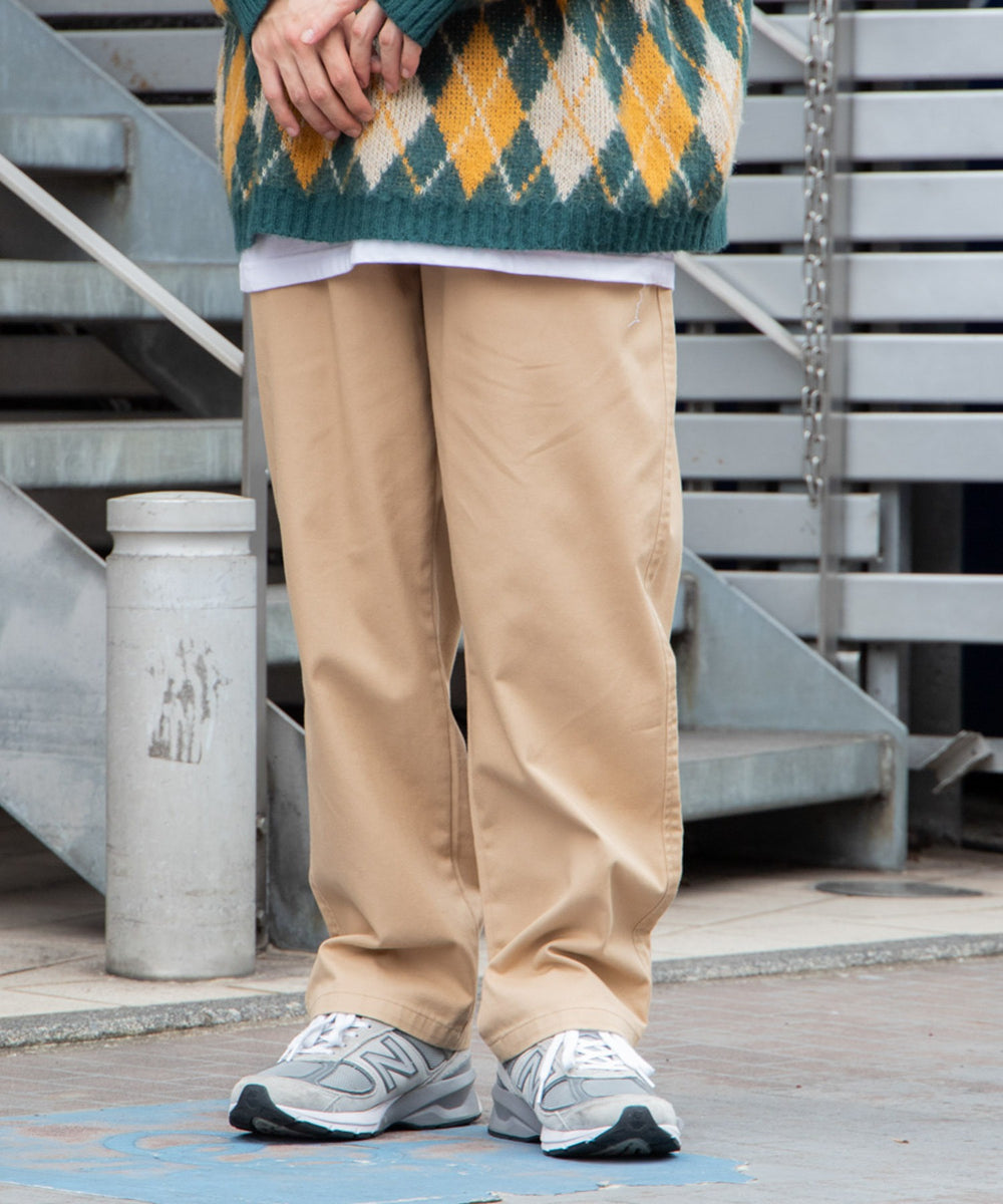 ベージュ モデル：175cm L着用