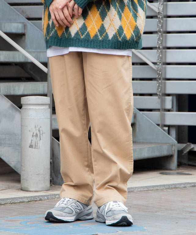 ベージュ モデル：175cm L着用