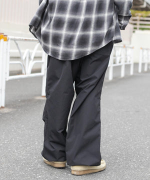 ブラック　モデル:175cm L着用
