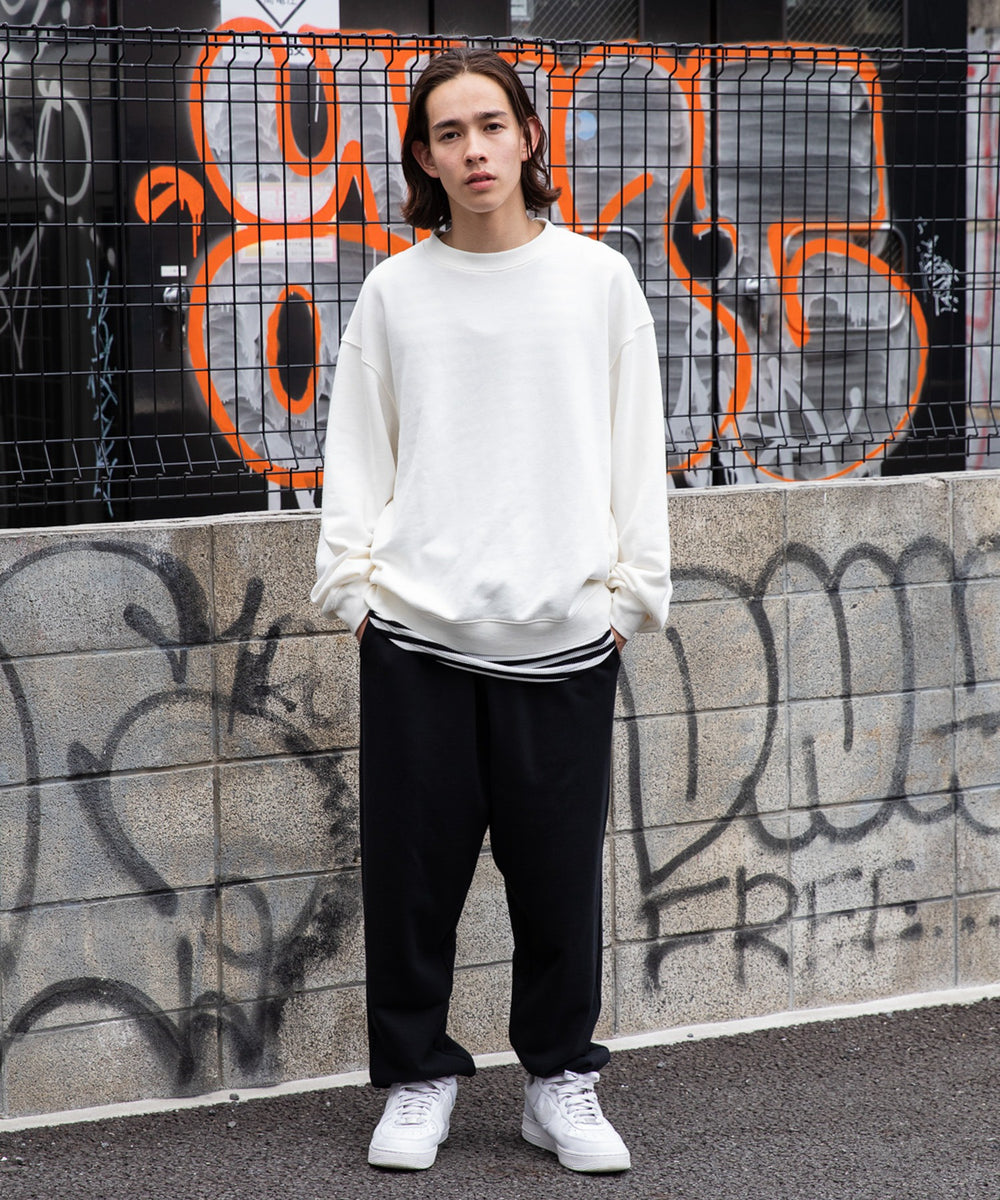 ブラック　モデル：174cm L着用