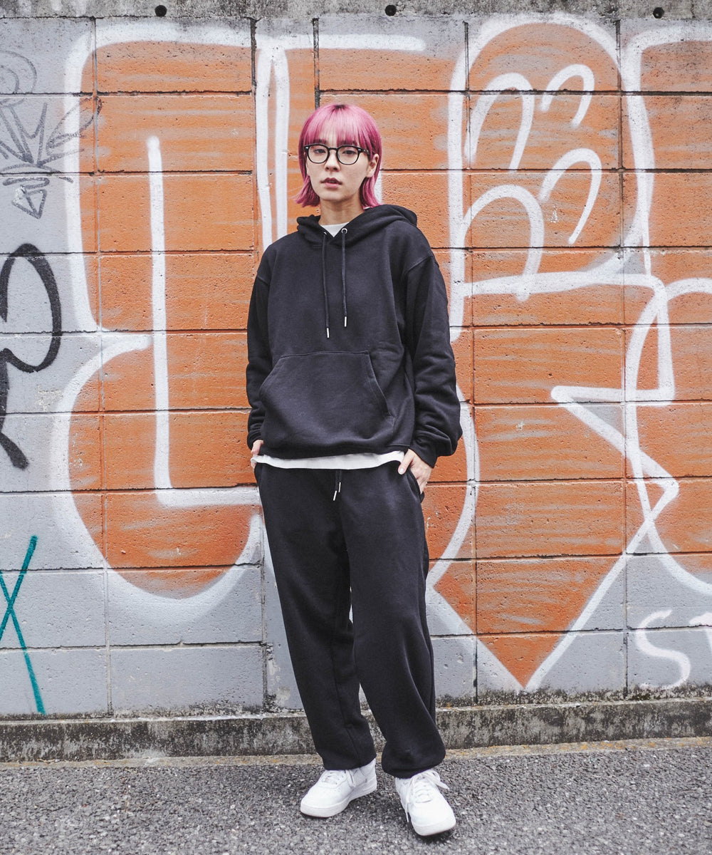 ブラック　モデル：170cm M着用