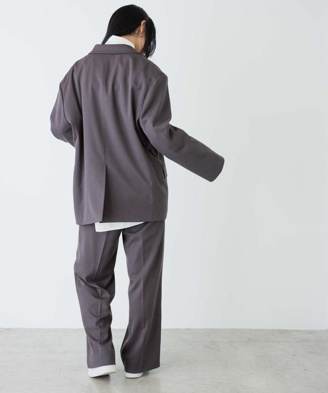 ブラックその他 モデル：170cm M着用