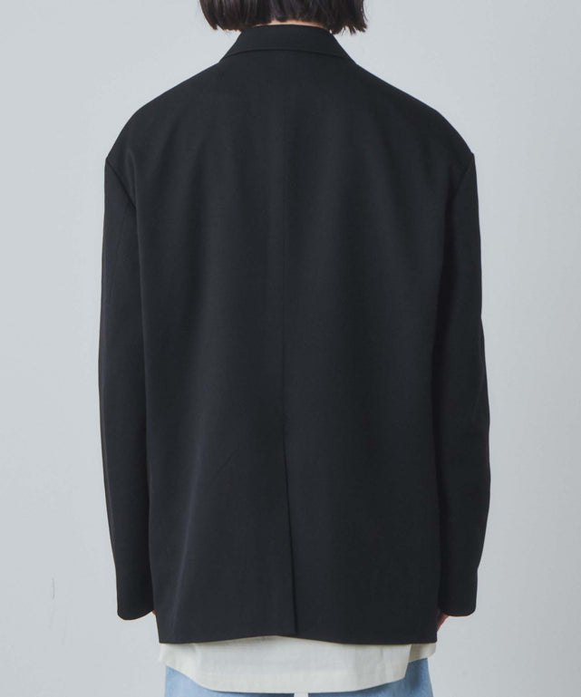 ブラック モデル：172cm L着用